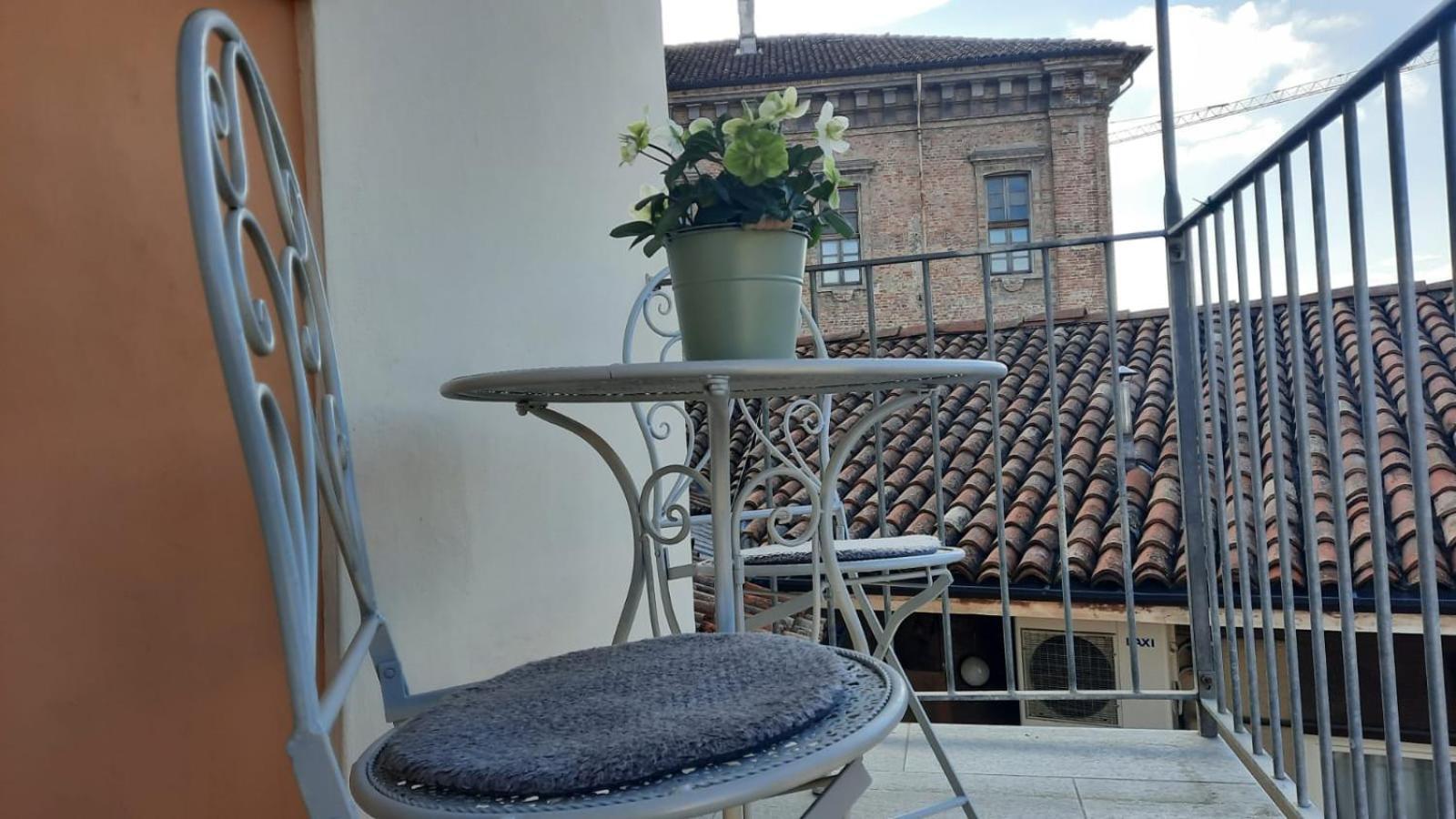 Cuore Di Alba Charming Apartment Exterior foto